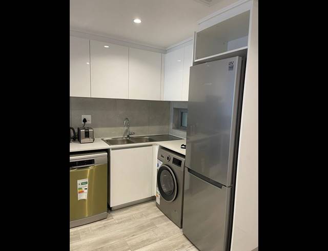 1 BEDROOM PROPERTY TO RENT IN UMHLANGA ROCKS